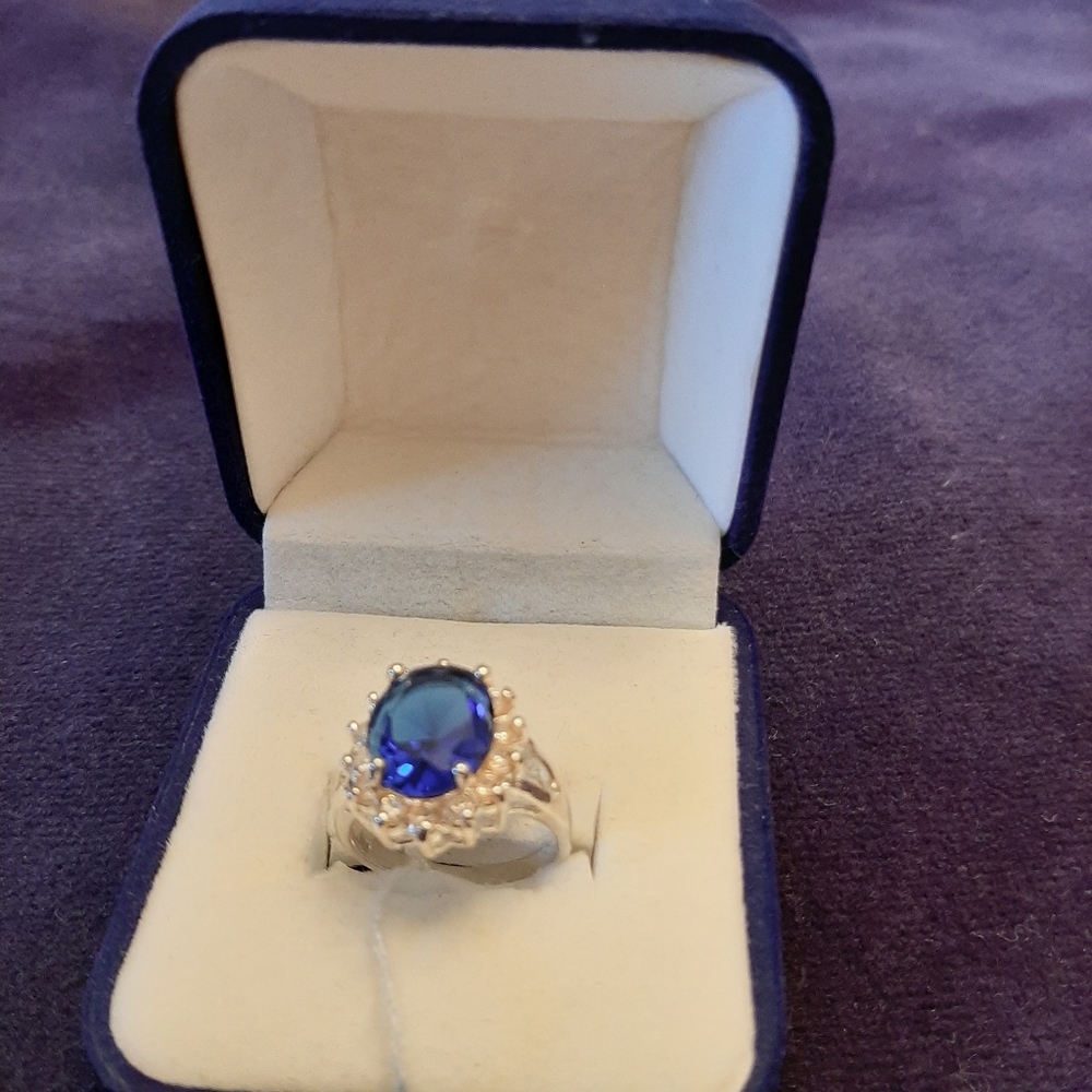 Ladies jewelry